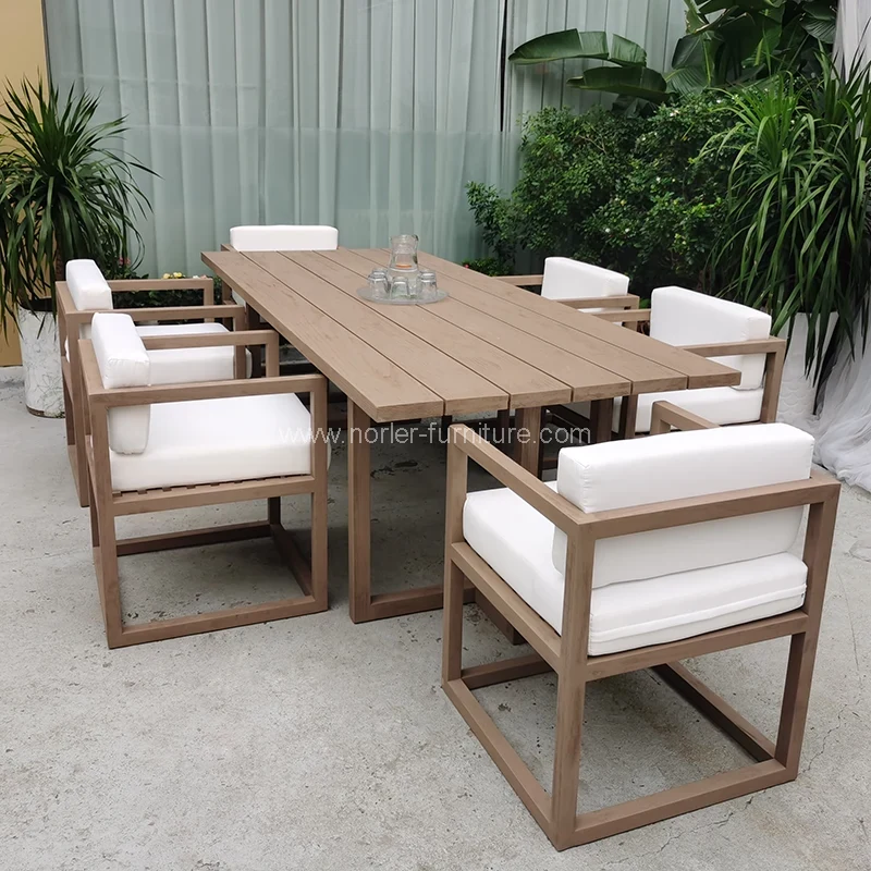 Should You Apply Teak Oil to Your Teak Wood Dining Set