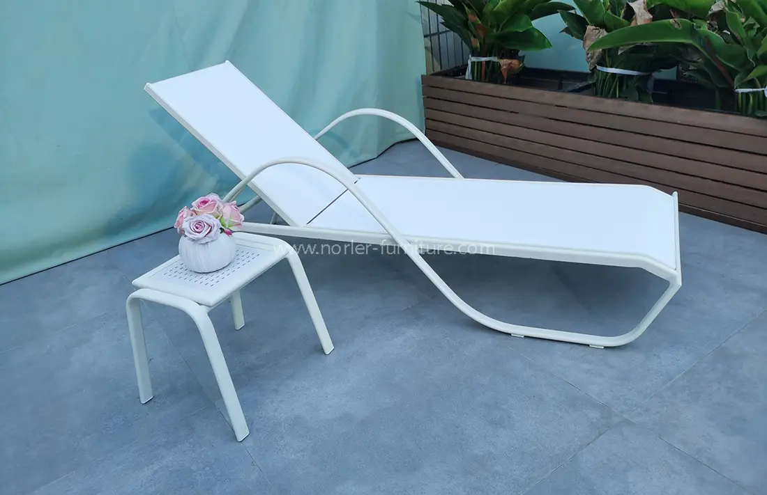 White Aluminum Frame Textilene Mesh Sun Lounger