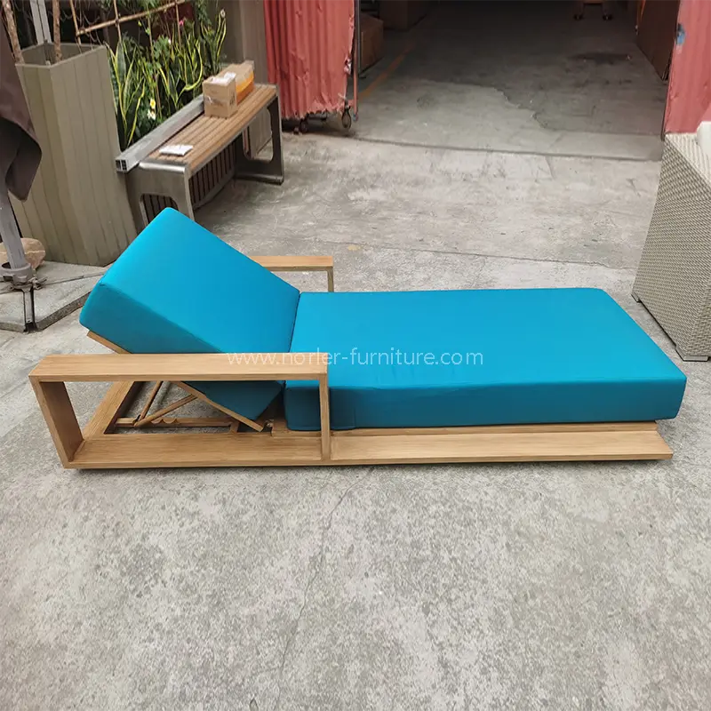 Outdoor Modern Luxury Aluminum Frame Sun Lounger