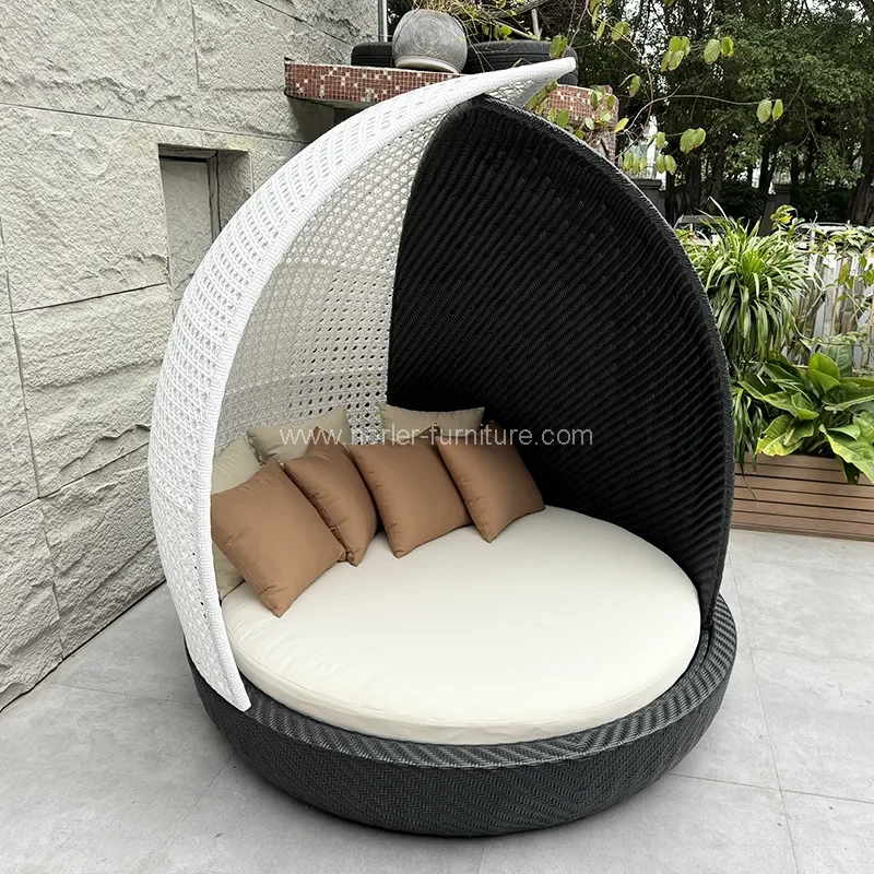 Outdoor Furniture PE Rattan Round Sunshade Sun Bed