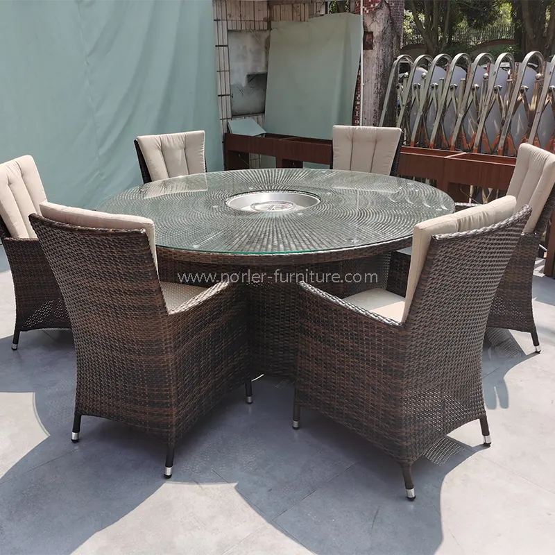 Outdoor Modern Aluminum Frame PE Rattan Dining Set